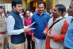 Discussing with MP Sri Tejasvi Surya about implementation of our All the Best pgm with his maiden BEST pgm